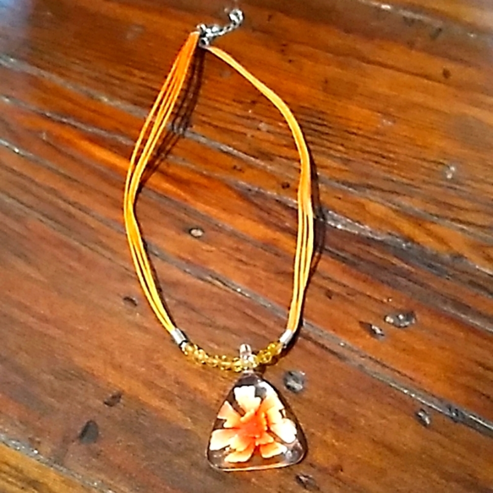 Murano Like Glass Pendant Necklace